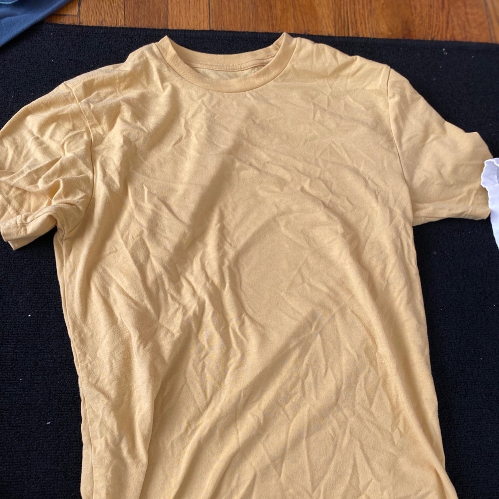 Yellow T